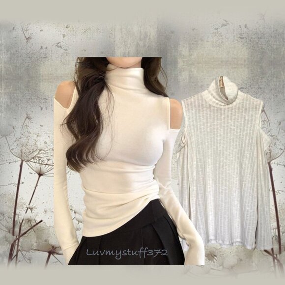 So many PRETTY SWEATERS!!! It's SWEATER WEATHER!!! Check out my closet!!! - Picture 4 of 13